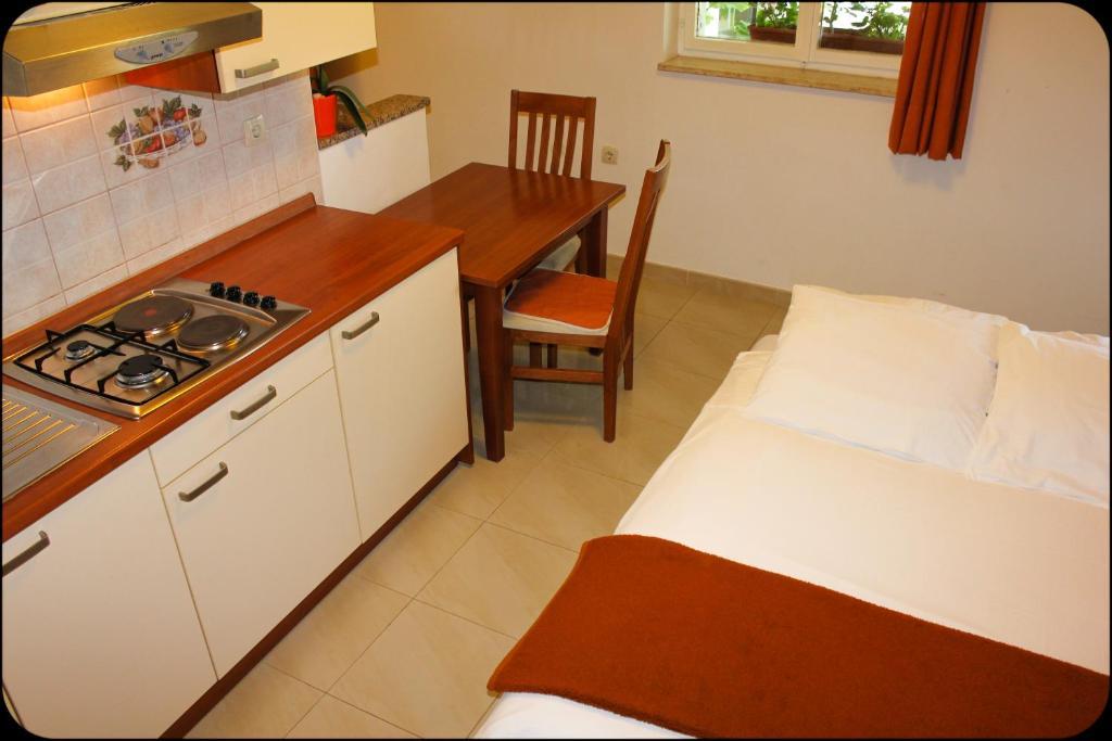 Gargamelo Pension Poreč Quarto foto